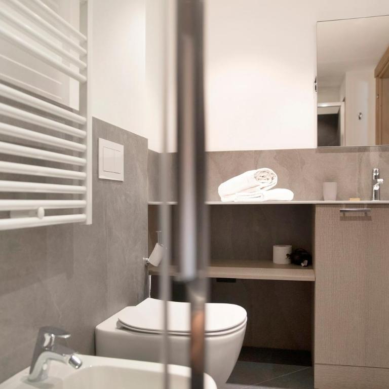 Rasia Residence Relax Stone - Appartamento Deluxe con 2 Camere da Letto e Vista Giardino - 15