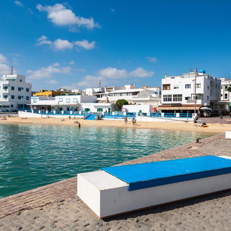 Center Holiday Corralejo - Two-Bedroom Deluxe Apartment with Balcony - 16