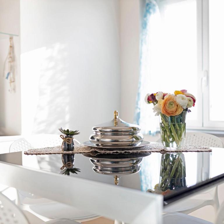 Old city apartment seaview - Two-Bedroom Deluxe Apartment with Ocean View - 4