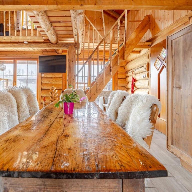 Naturstammhaus Almhütte - Haus mit 1 Schlafzimmer - 8