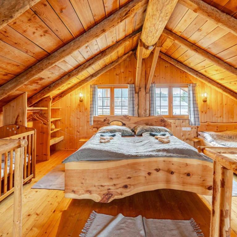 Naturstammhaus Almhütte - Haus mit 1 Schlafzimmer - 1