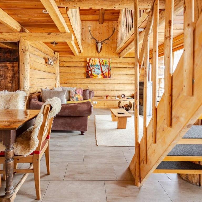 Naturstammhaus Almhütte - Haus mit 1 Schlafzimmer - 25