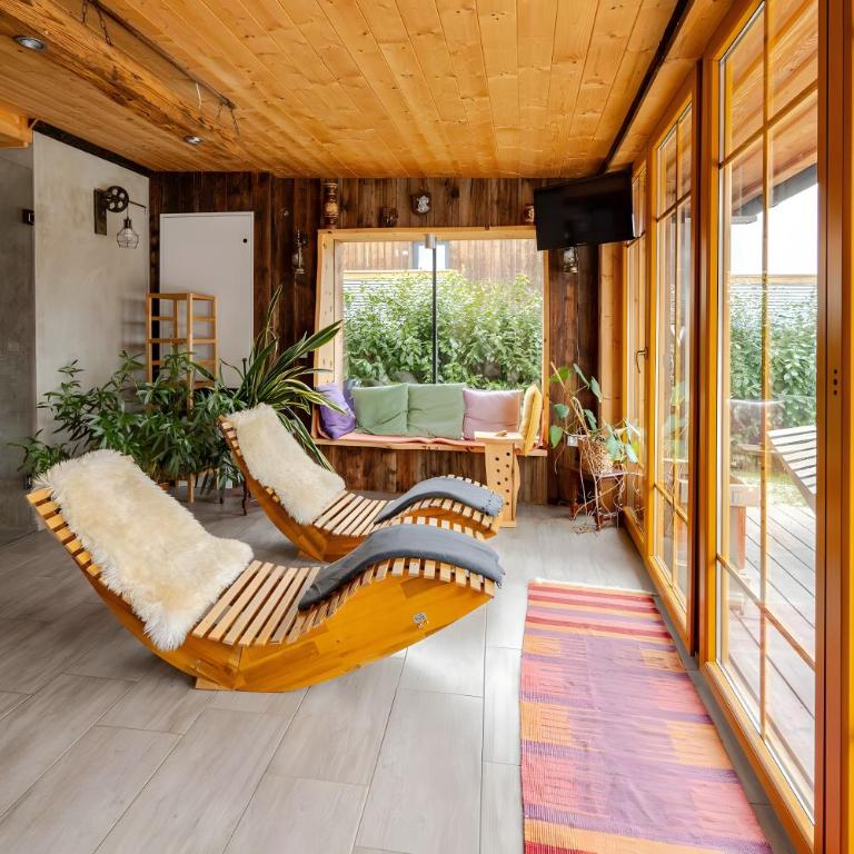 Naturstammhaus Almhütte - Haus mit 1 Schlafzimmer - 35