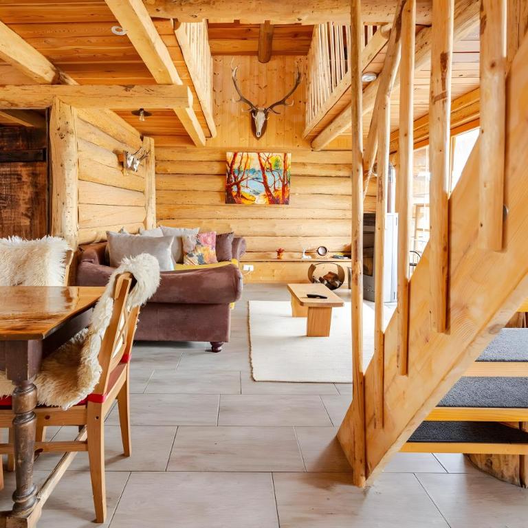 Naturstammhaus Almhütte - Haus mit 1 Schlafzimmer - 27