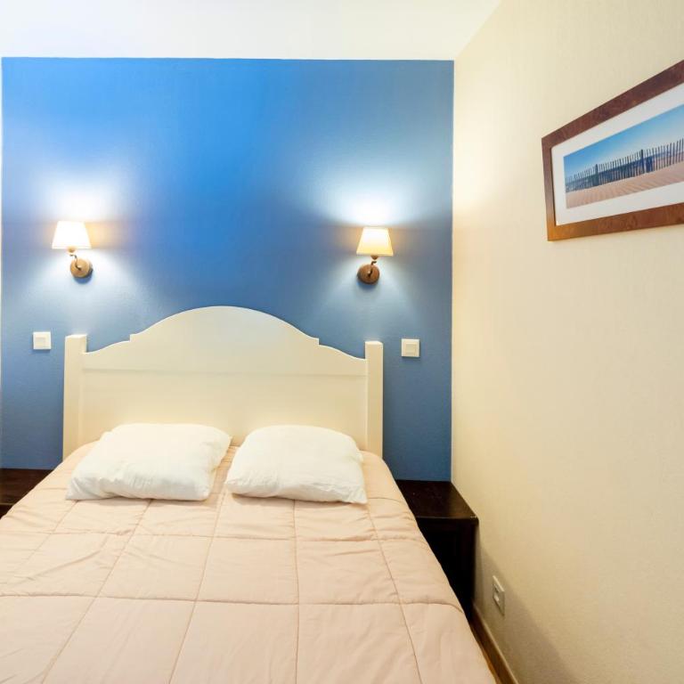 Domaine de Pinsolle - Two-Bedroom Deluxe Apartment with Garden View - 13