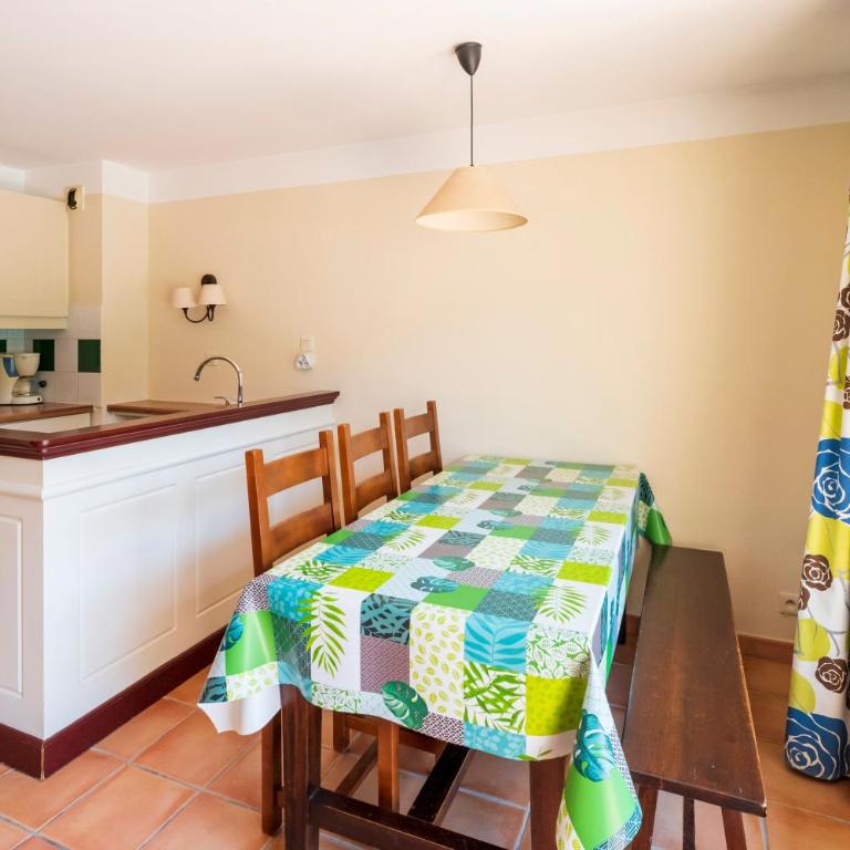 Domaine de Pinsolle - Two-Bedroom Deluxe Apartment with Garden View - 7