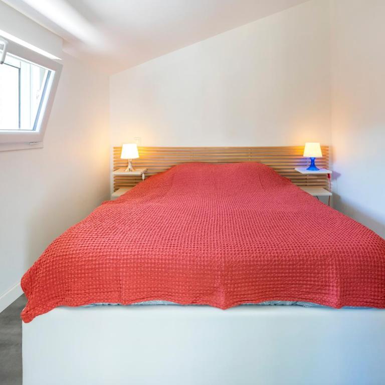 Appartement de charme - spa privé - Two-Bedroom Deluxe Apartment with Garden View - 12