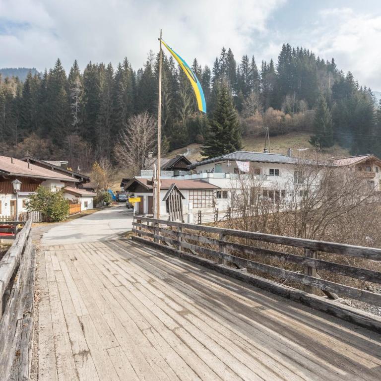 Luisalle Top 6 - Deluxe Apartment mit Balkon und 2 Schlafzimmern - 20