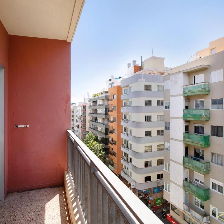 Apartamento Santa Cruz Centro - Apartamento Premium de 3 dormitorios con balcón - 2