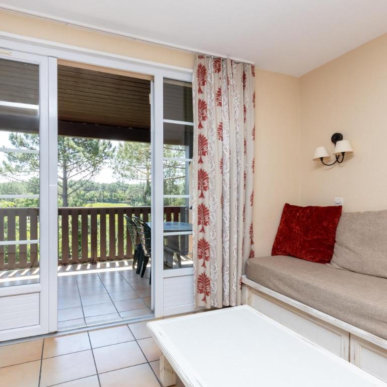 Palombes - Joli Appartement Piscine - Appartement 1 Chambre Supérieur avec Balcon - 14