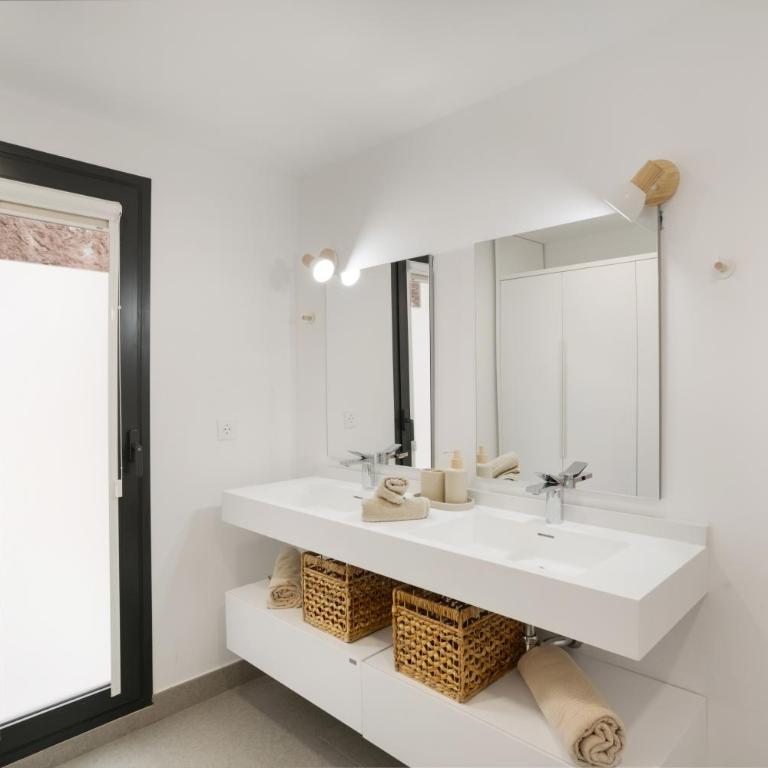 Yucas Villa 17 - Villa with Sea View - 15