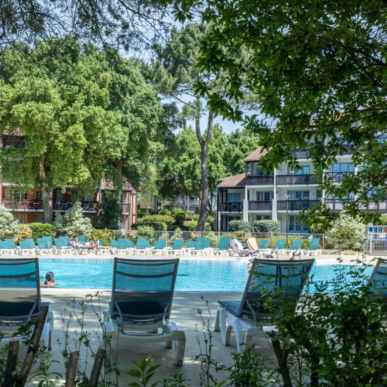 Palombes - Joli Appartement Piscine - Appartement 1 Chambre Supérieur avec Balcon - 2