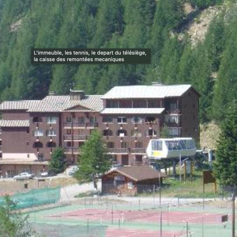 Studio Val d'allos Mercantour - Studio with Mountain View - 10
