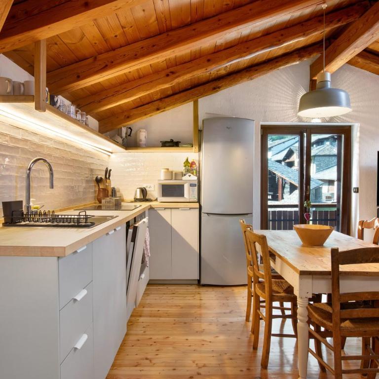 Casa Olma - Appartamento Deluxe con 2 Camere da Letto e Vista Giardino - 12