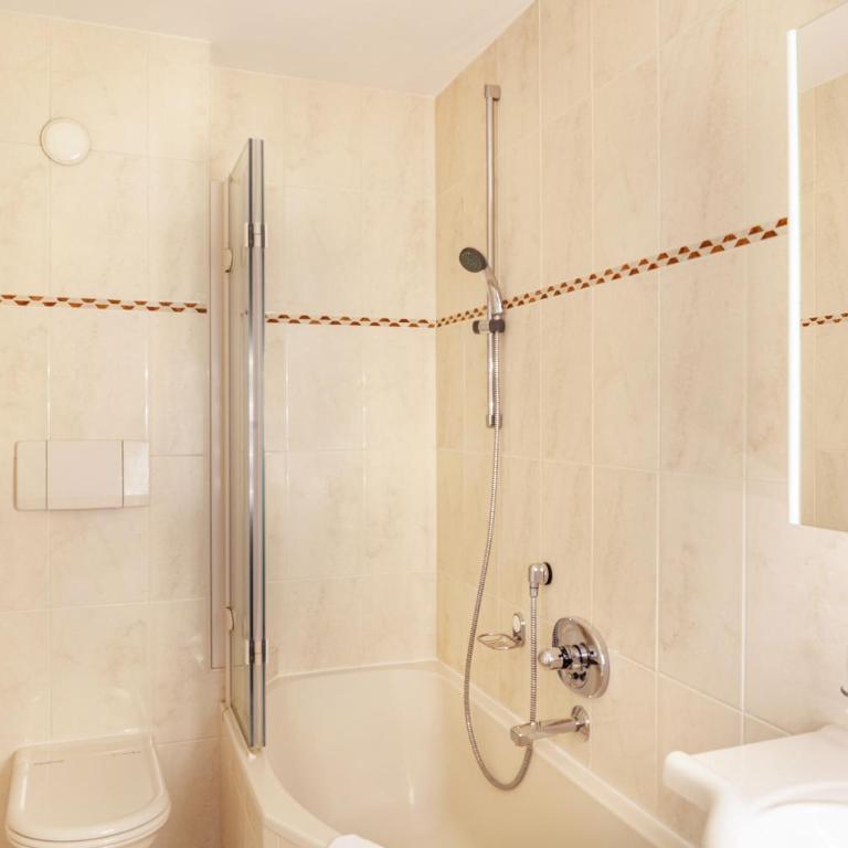 Haus Excelsior Top 35 - Deluxe-Apartment mit 2 Schlafzimmern und Gartenblick - 24