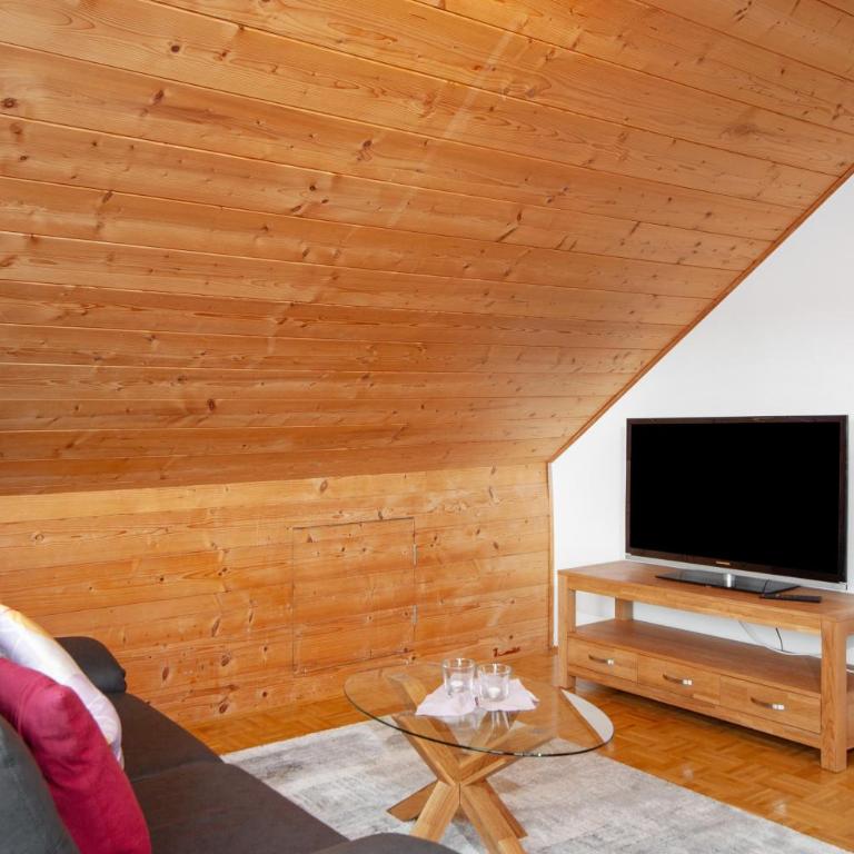 Ferienwohnungen Annamaria - Premium Apartment mit 3 Schlafzimmern und Balkon - 3