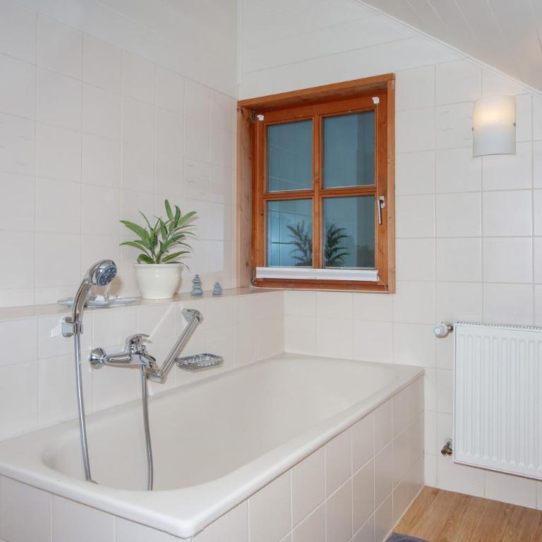 Ferienwohnungen Annamaria - Premium Apartment mit 3 Schlafzimmern und Balkon - 18