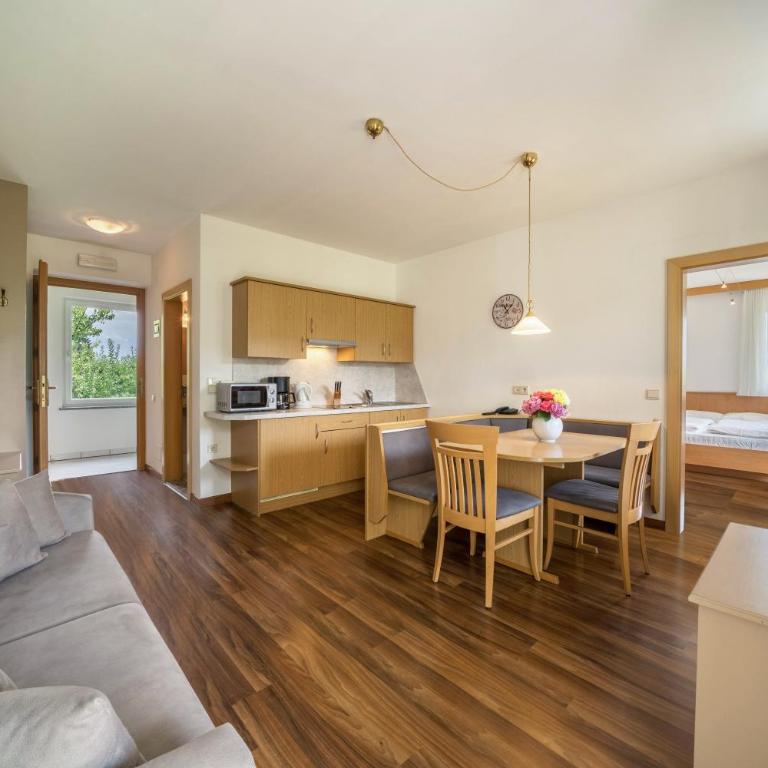 Weinsepphof Ferienwohnung 8 - Appartamento Deluxe con 2 Camere da Letto e Balcone - 1