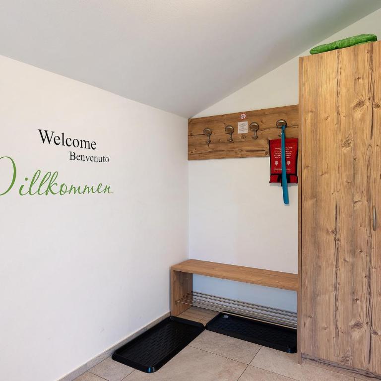 Schererhof Dolomitenblick - Two-Bedroom Deluxe Apartment with Garden View - 20