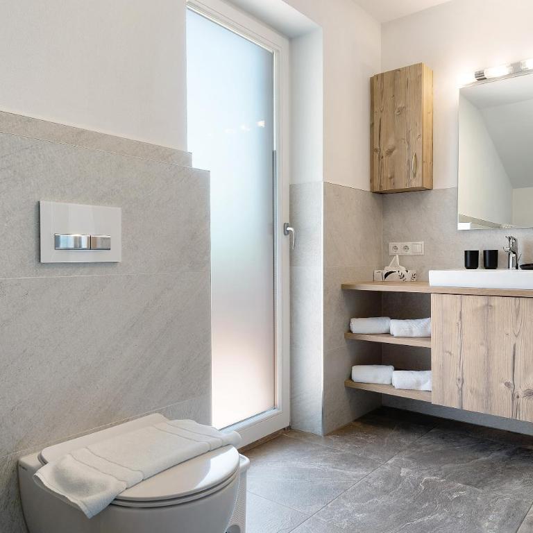Schererhof Dolomitenblick - Two-Bedroom Deluxe Apartment with Garden View - 14