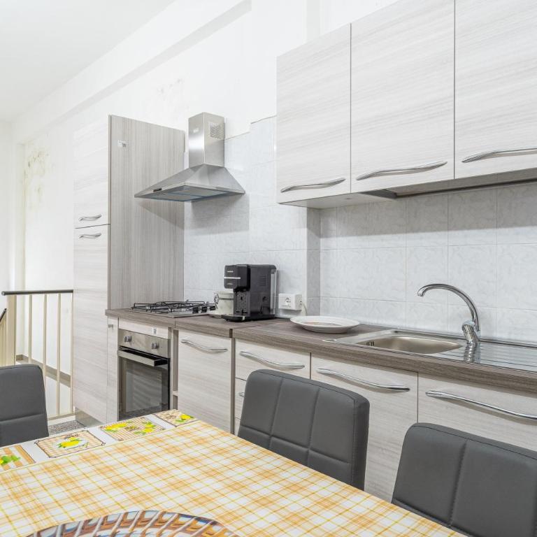 Casa Tiziano - Appartamento Deluxe con 2 Camere da Letto e Vista Oceano - 17