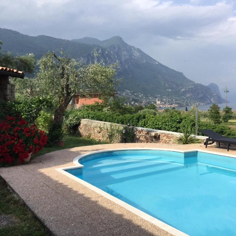 Villa Corneghe with pool - Villa con vistas al jardín - 3