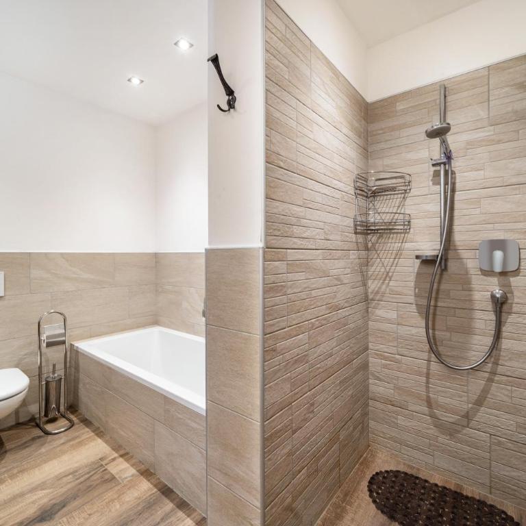 Haus Reimon Apt Monika - Apartamento Superior con vistas a la ciudad - 20