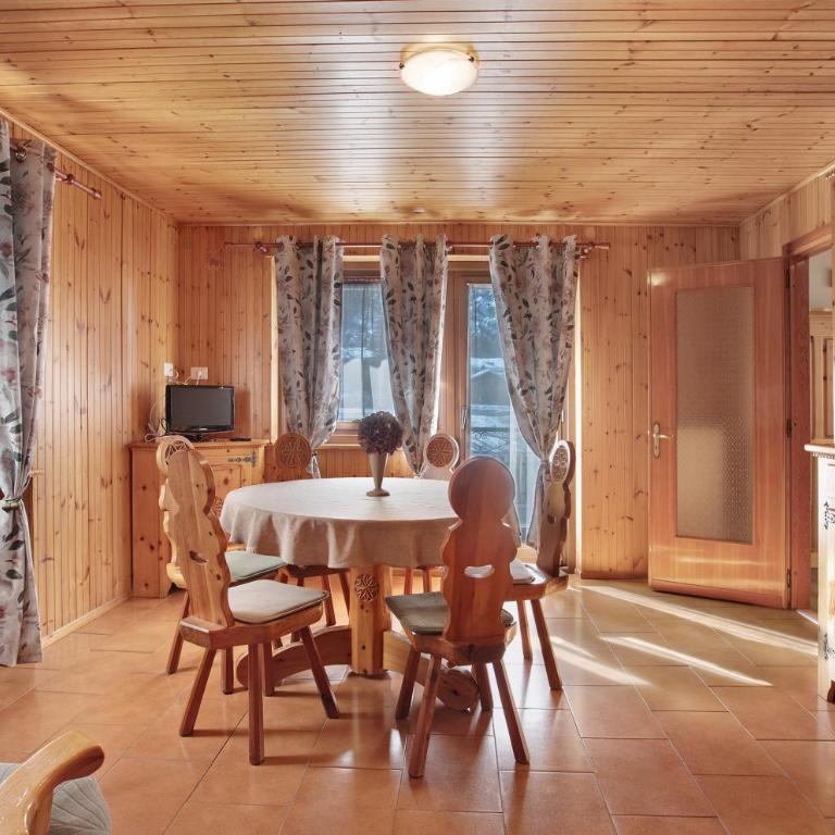 La Maison du Bonheur Lillaz - Premium Apartment mit 3 Schlafzimmern und Balkon - 3