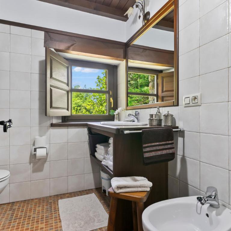 Casa De Aldea La Venta Los Probes - Three-Bedroom Premium Apartment with Balcony - 13