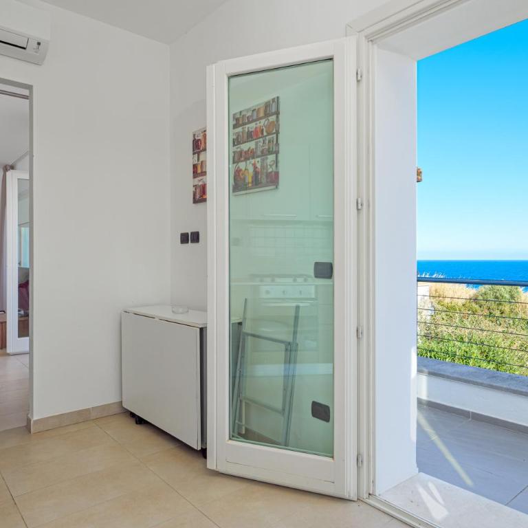 Villa Marconi Apartment 7 - Two-Bedroom Deluxe Apartment with Ocean View - 16