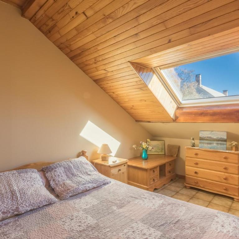 Vacances à La Montagne - Appartement Supérieur - Vue sur Ville - 6