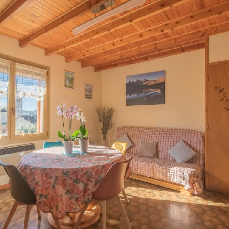 Vacances à La Montagne - Appartement Supérieur - Vue sur Ville - 9