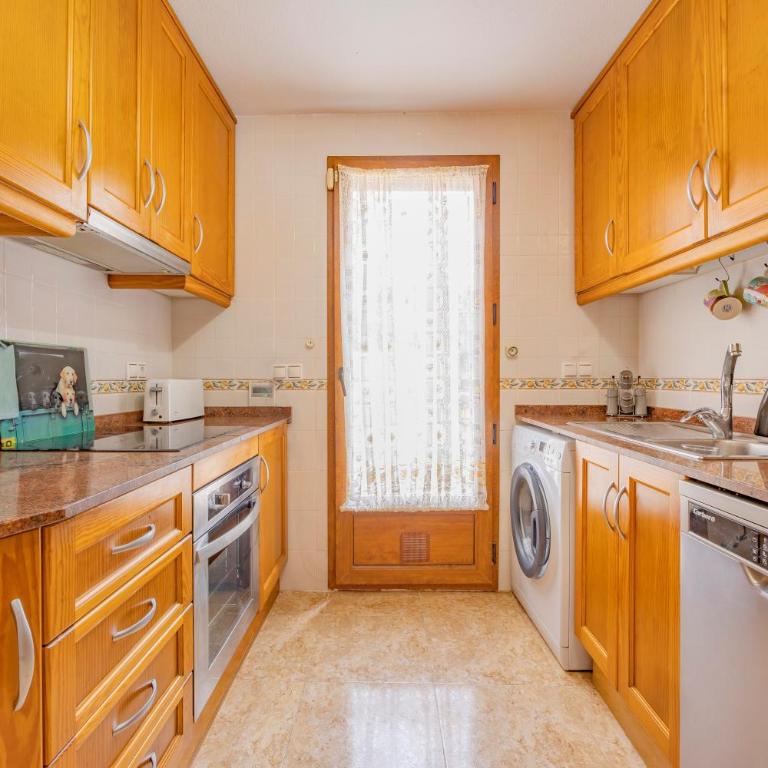 Adosado En Finestrat - Casa de 3 dormitorios - 8