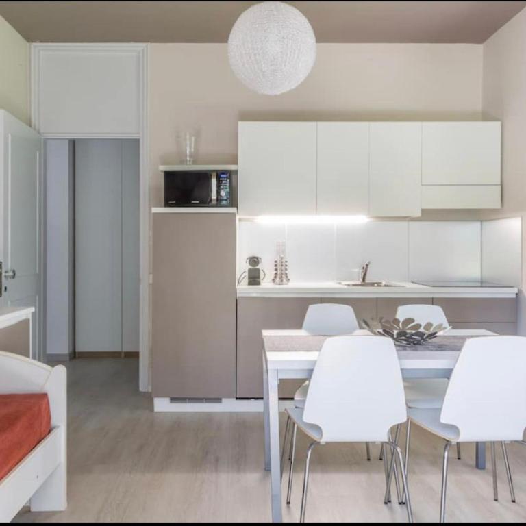 Trilocale colline di Bardolino - Appartamento Deluxe con 2 Camere da Letto e Vista Giardino - 3