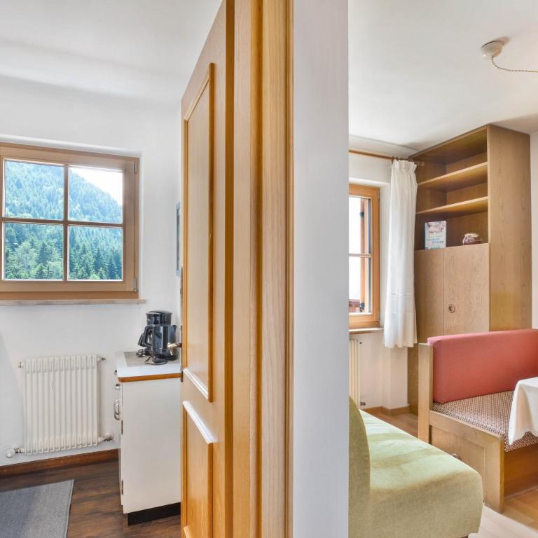 Appartements Gabrielli Anna - Superior One-Bedroom Apartment with Balcony - 3