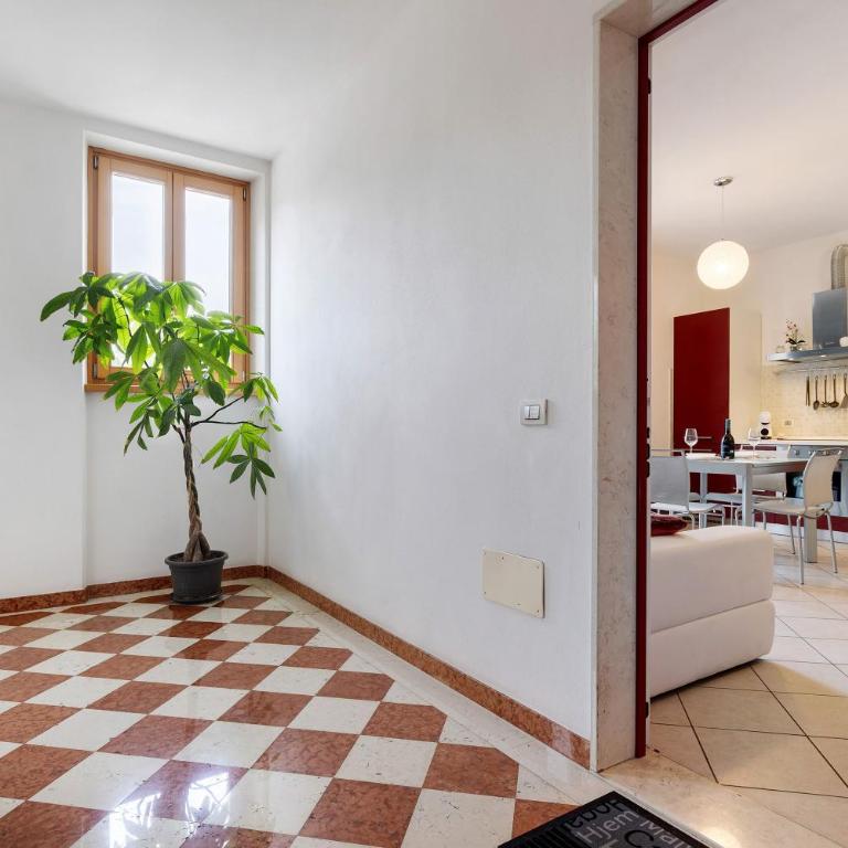 Das Rote Haus - Appartamento Deluxe con 2 Camere da Letto e Balcone - 16
