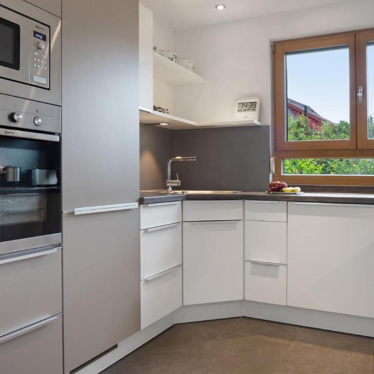 Ferienwohnungen Familie Hofer - Deluxe-Apartment mit 2 Schlafzimmern und Gartenblick - 7