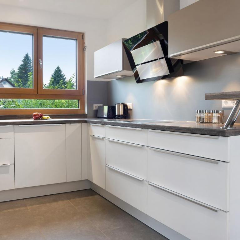 Ferienwohnungen Familie Hofer - Deluxe-Apartment mit 2 Schlafzimmern und Gartenblick - 5