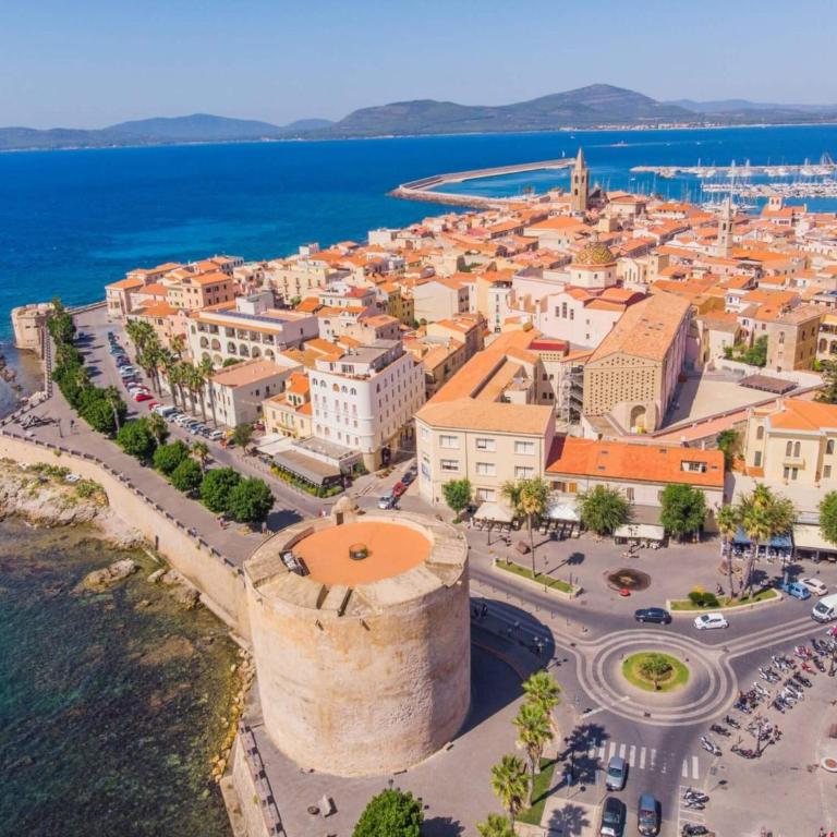 Appartamento Giallo Celeste - Two-Bedroom Deluxe Apartment with Ocean View - 24