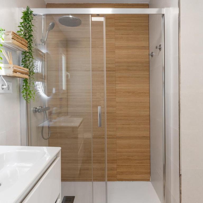 Fuengirola Beach con parking gratis - Apartamento Deluxe de 2 dormitorios con vistas al mar - 8
