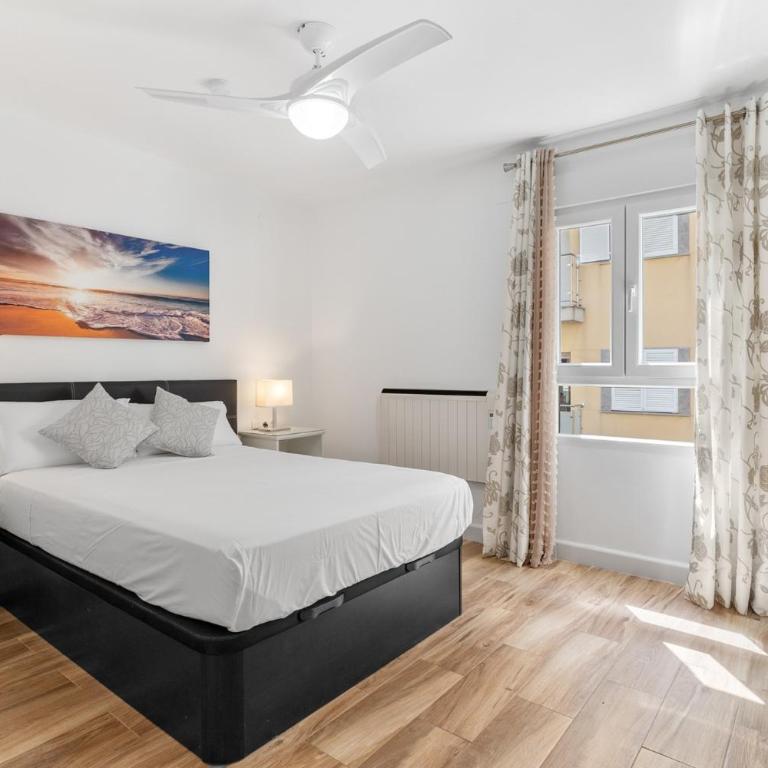 Fuengirola Beach con parking gratis - Apartamento Deluxe de 2 dormitorios con vistas al mar - 9