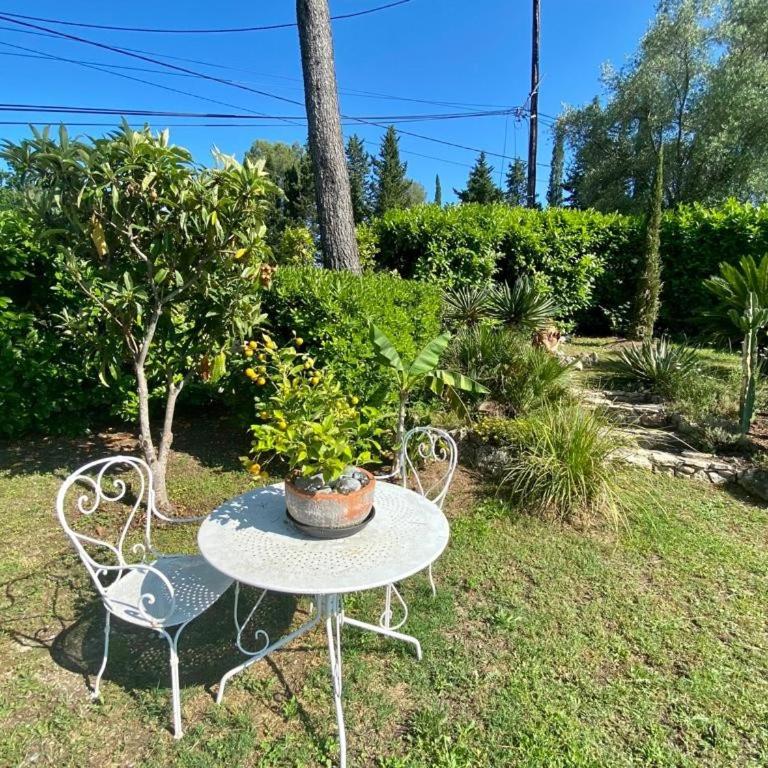 Le Mas des Pins - Appartement 1 Chambre - Vue sur Jardin - 27