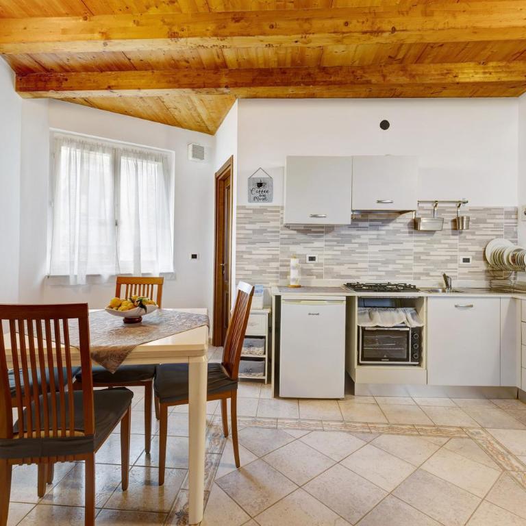 Maison Noris - Appartamento con 2 Camere da Letto e con Vista Montagna - 12