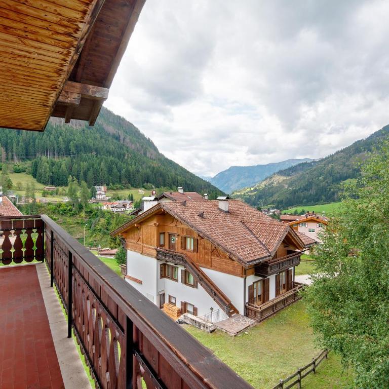 Casa Al Sole Moena - Appartamento Premium con 3 Camere da Letto e Balcone - 11