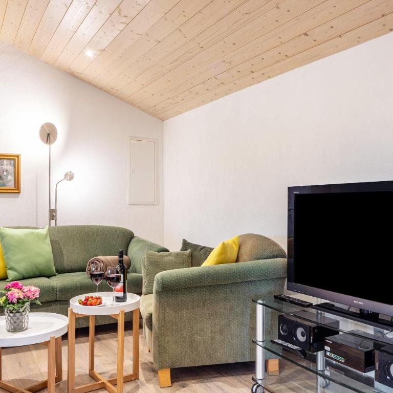Ferienwohnungen Familie Hofer - Deluxe-Apartment mit 2 Schlafzimmern und Gartenblick - 8