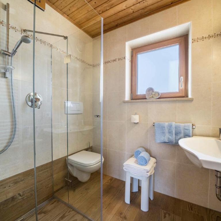 Ferienwohnung Mittager Edelweiss - Appartamento Deluxe con 2 Camere da Letto e Vista Giardino - 8