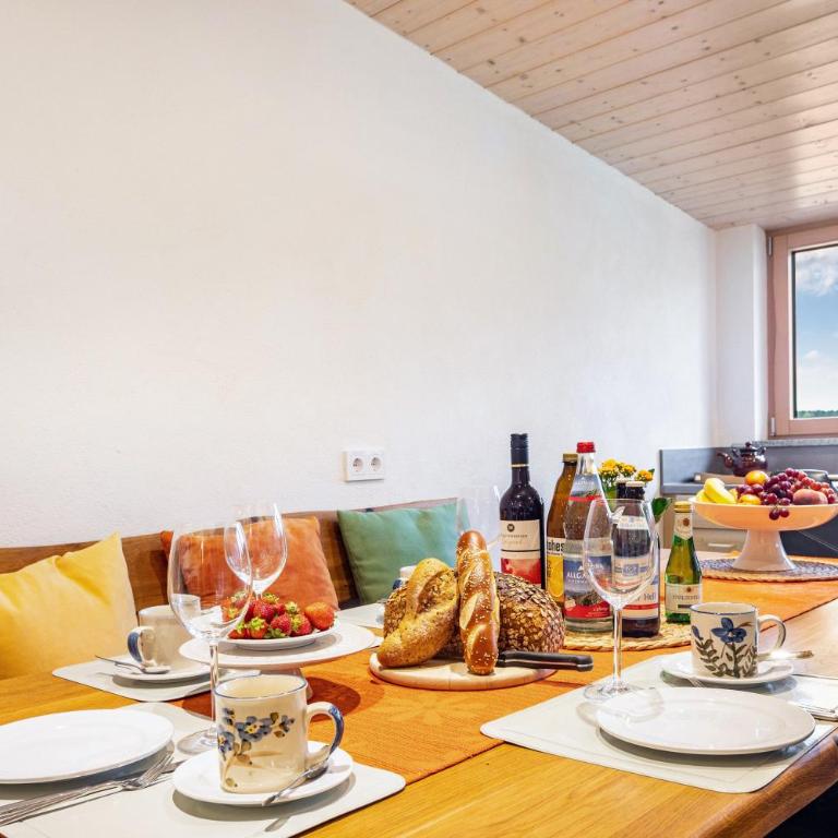 Ferienwohnungen Familie Hofer - Deluxe-Apartment mit 2 Schlafzimmern und Gartenblick - 9