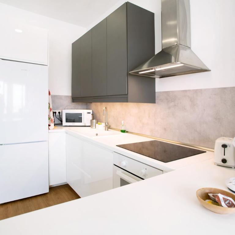 El Balcón de Triana - Apartamento Superior de 1 dormitorio con balcón - 10