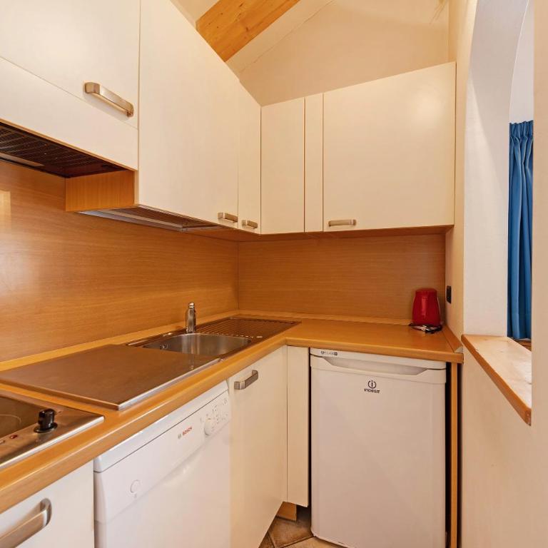 Residence Montebel Studio - Appartamento Superior con Sauna - 14
