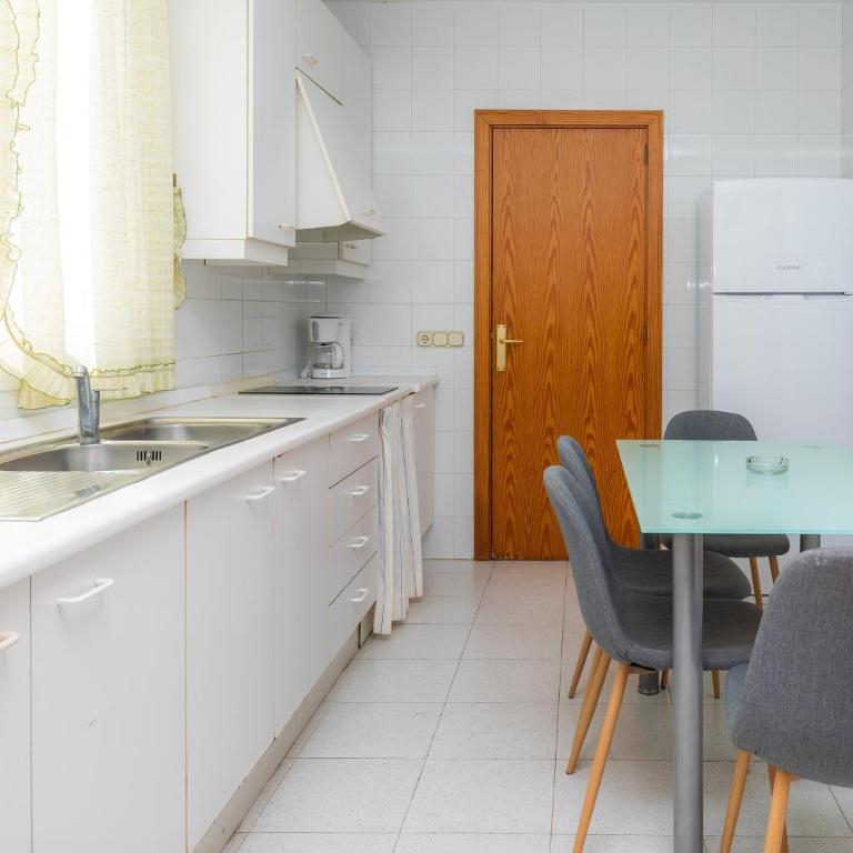 Apartamento Via Alemanya - Apartment with Terrace - 9